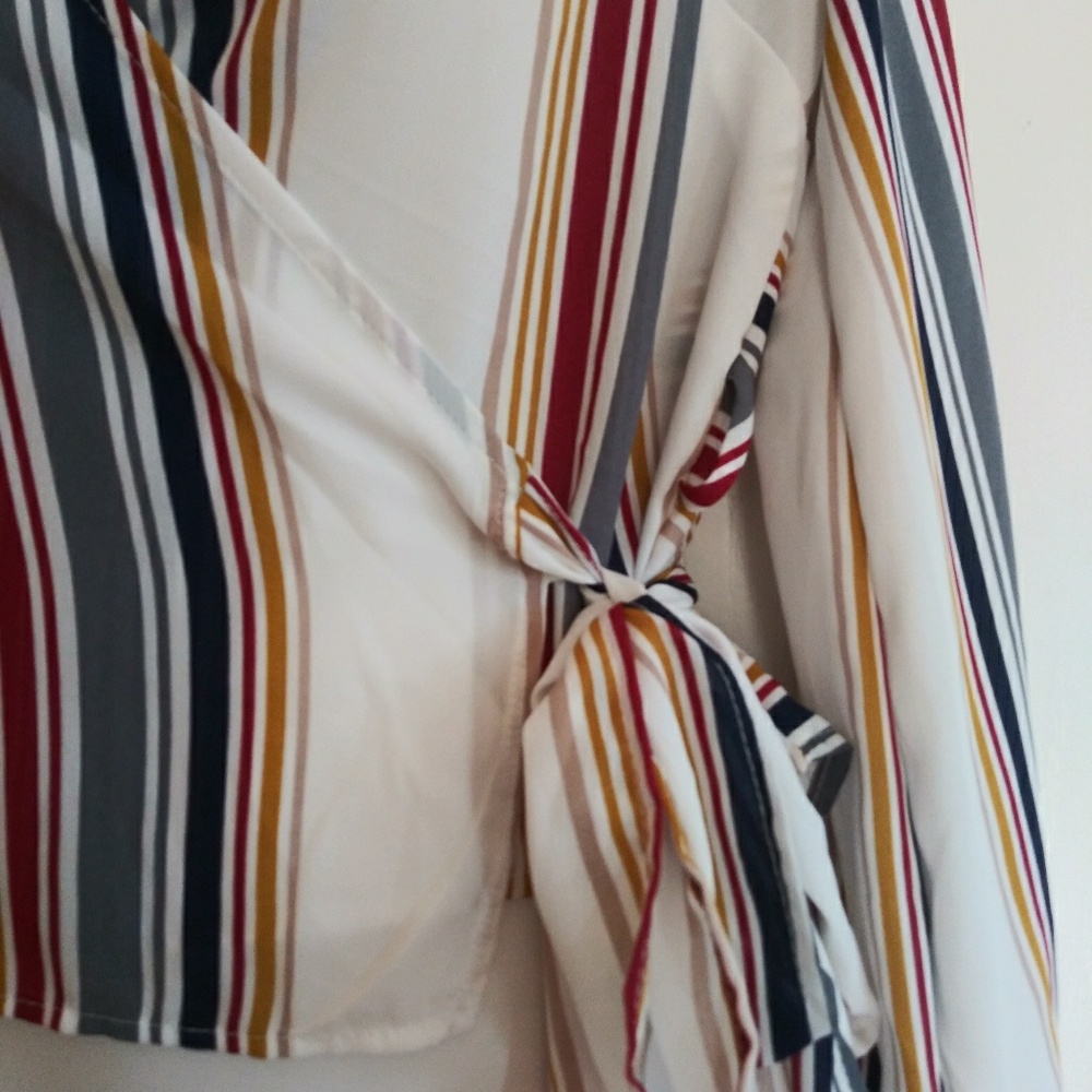 Charlotte Russe Wrap Front Blouse - Picture 3 of 7